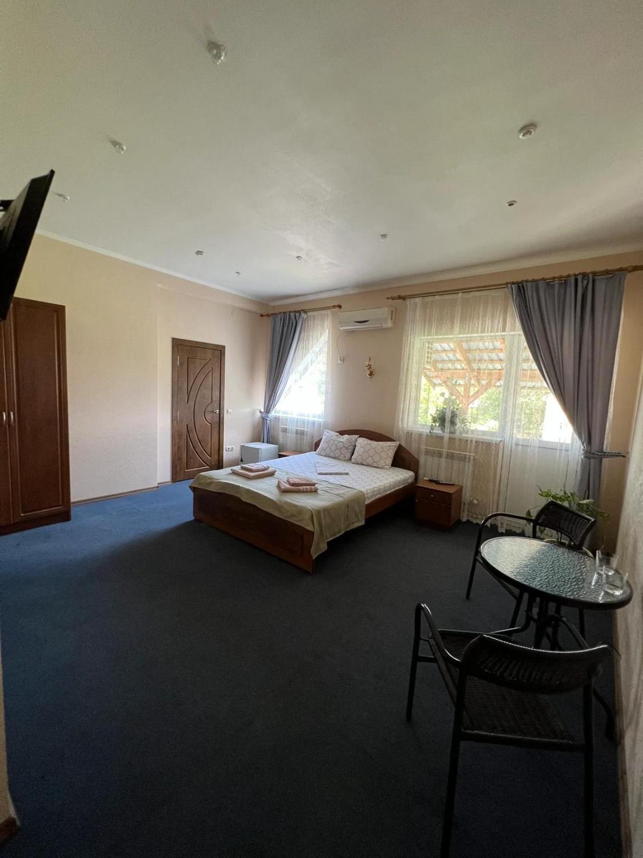 Hotel Sava Dream à Jytomyr Extérieur photo
